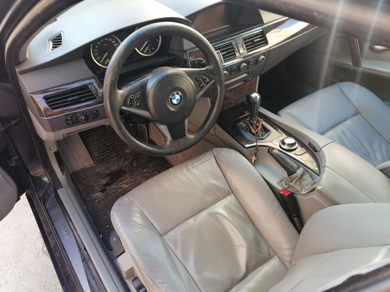 BMW 530 D 218 Автомат, снимка 9 - Автомобили и джипове - 48506860