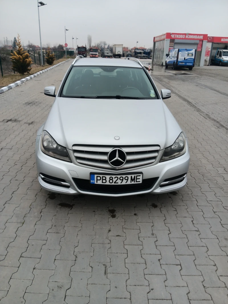 Mercedes-Benz C 220 170 коня, снимка 1 - Автомобили и джипове - 49318777