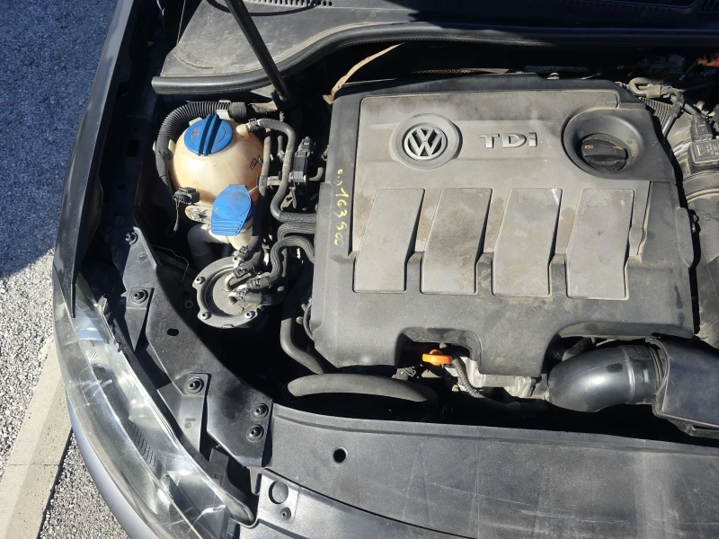 VW Golf TDI Evro 5B , снимка 15 - Автомобили и джипове - 49414882