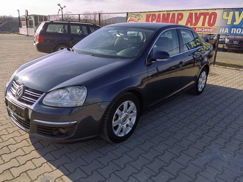 VW Jetta 2.0 TDI Highline, снимка 2 - Автомобили и джипове - 49506237