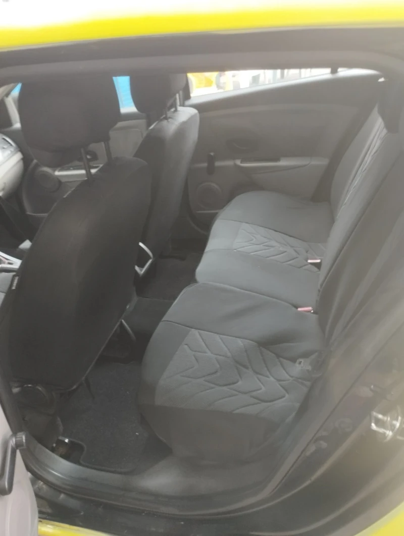 Renault Megane, снимка 8 - Автомобили и джипове - 52230395