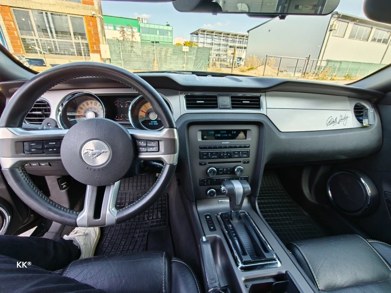 Ford Mustang Premium , снимка 7 - Автомобили и джипове - 52079731