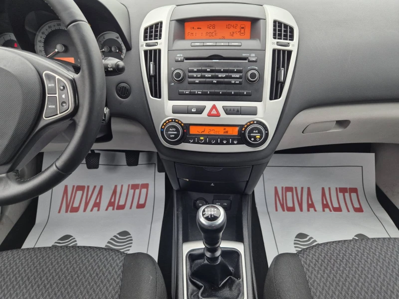Kia Ceed 1.6i-, снимка 10 - Автомобили и джипове - 52097304