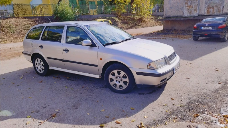 Skoda Octavia 1.9 tdi, снимка 2 - Автомобили и джипове - 52178708