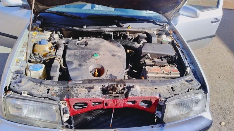 Skoda Octavia 1.9 tdi, снимка 12 - Автомобили и джипове - 52178708