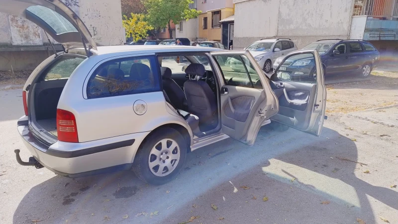 Skoda Octavia 1.9 tdi, снимка 9 - Автомобили и джипове - 52178708