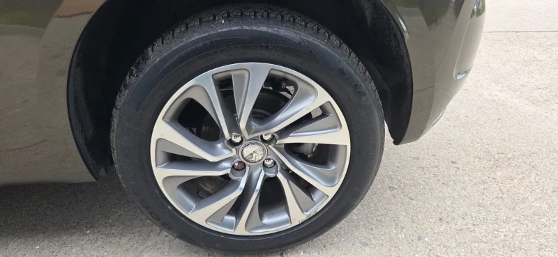 Citroen DS4 1.6 HDI, снимка 15 - Автомобили и джипове - 52405972