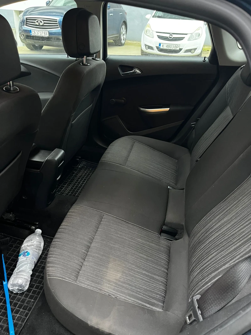 Opel Astra J 1.7 CDTI Euro 5A, снимка 10 - Автомобили и джипове - 52863387