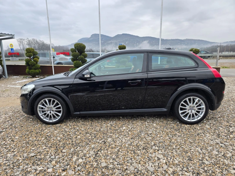 Volvo C30 1.6 BENZIN, снимка 2 - Автомобили и джипове - 53401638