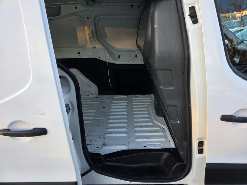Peugeot Partner 1.6 HDI 90 К.С. КЛИМАТИК, снимка 11 - Автомобили и джипове - 53462043