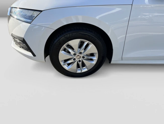 Skoda Octavia, снимка 3 - Автомобили и джипове - 52846792