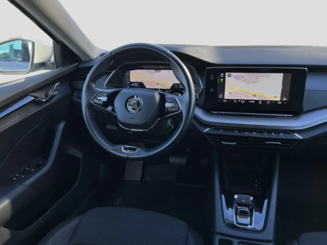 Skoda Octavia, снимка 5 - Автомобили и джипове - 52846792