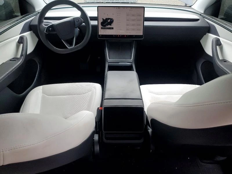 Tesla Model Y, снимка 8 - Автомобили и джипове - 54818660