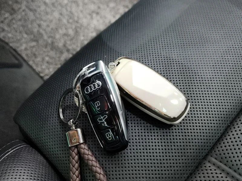 Audi A8 3.0 CZS Automatic, снимка 15 - Автомобили и джипове - 55450764