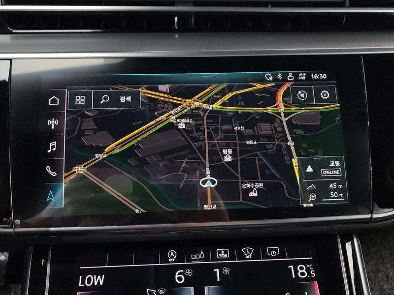 Audi A8 3.0 CZS Automatic, снимка 13 - Автомобили и джипове - 55450764