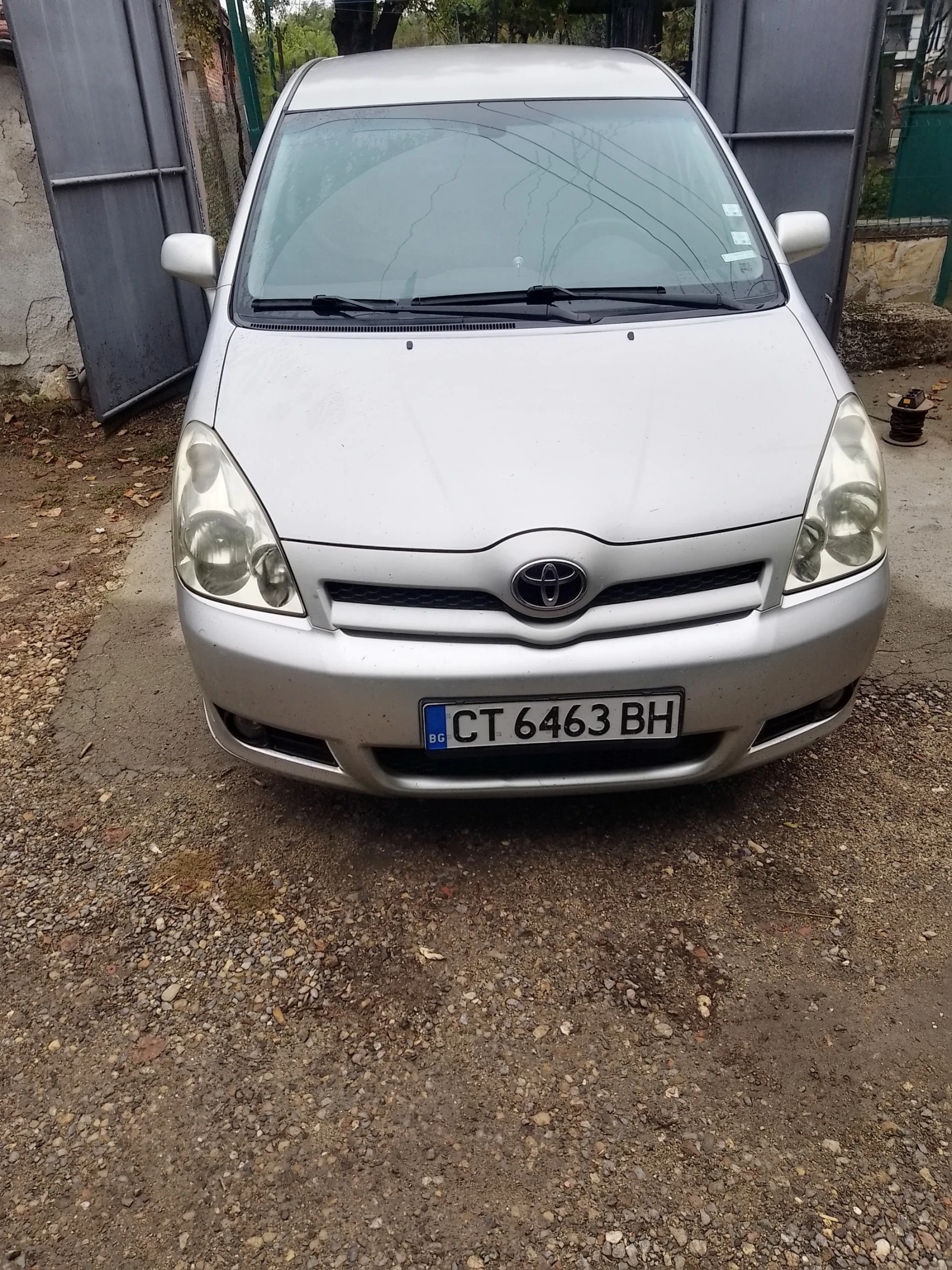 Toyota Corolla verso, снимка 1