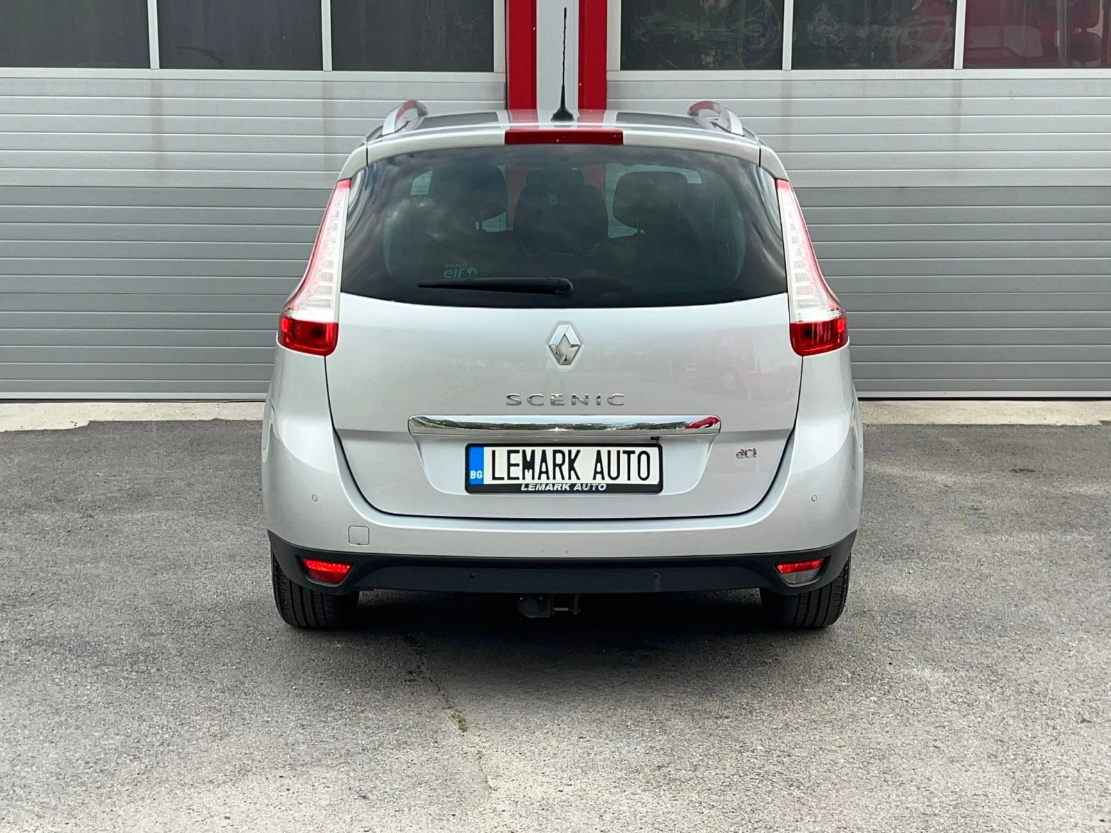 Renault Scenic 1.5DCI BOSE KEY LESS AUTOMATIK NAVI KAMERA - изображение 10