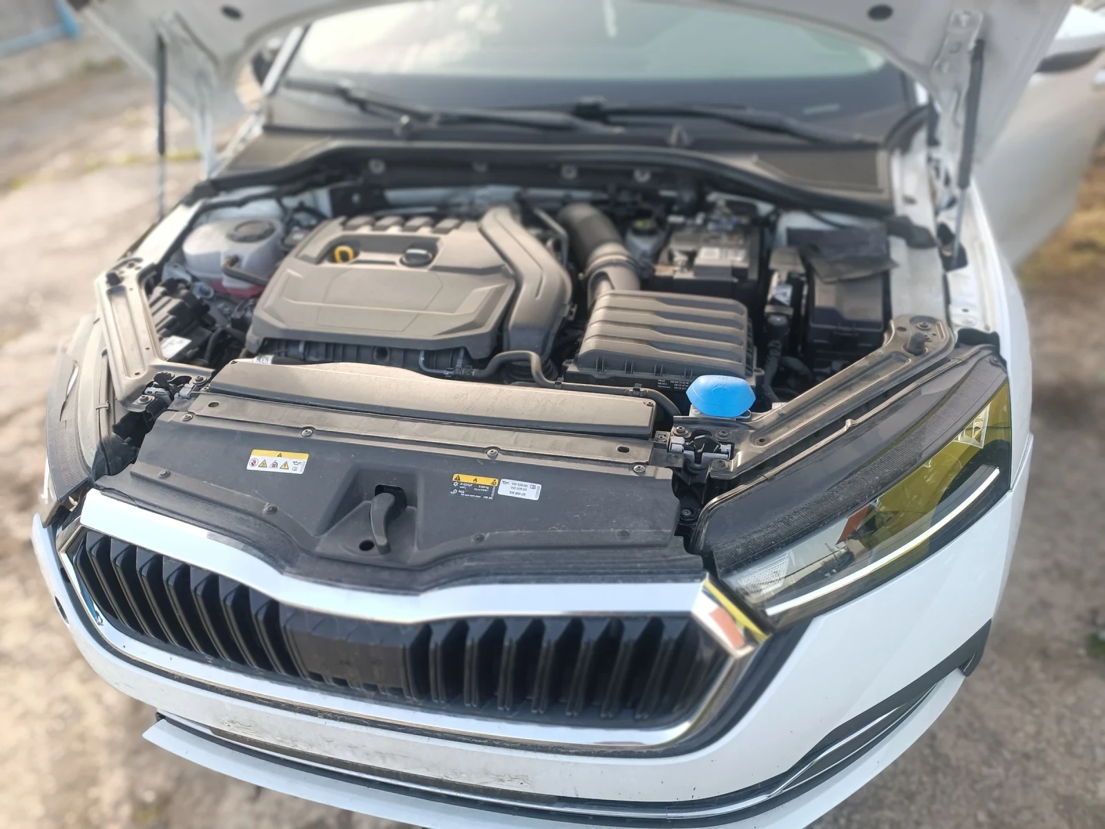 Skoda Octavia 1.5 - изображение 4