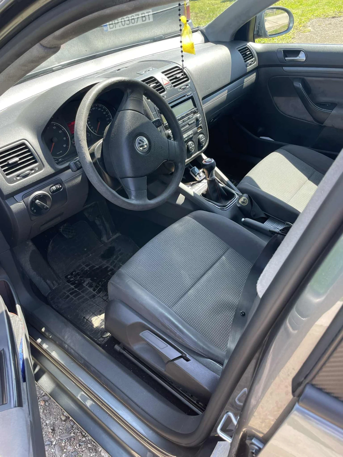 VW Jetta 1, 6 бензин - изображение 5