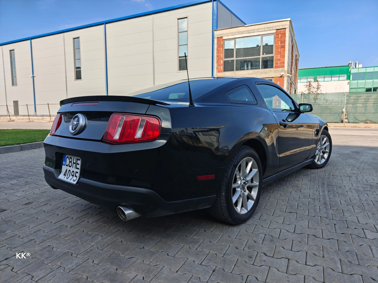 Ford Mustang Premium  - изображение 3