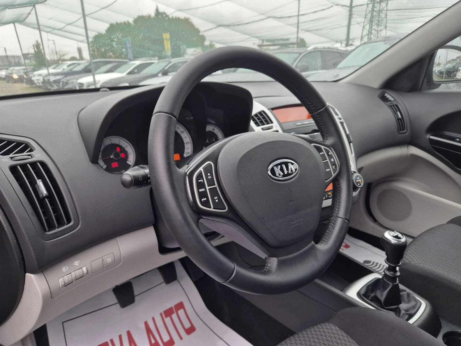 Kia Ceed 1.6i- - изображение 8