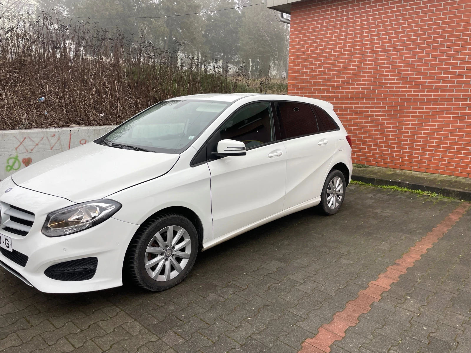 Mercedes-Benz B 220 2 2cdi - изображение 5