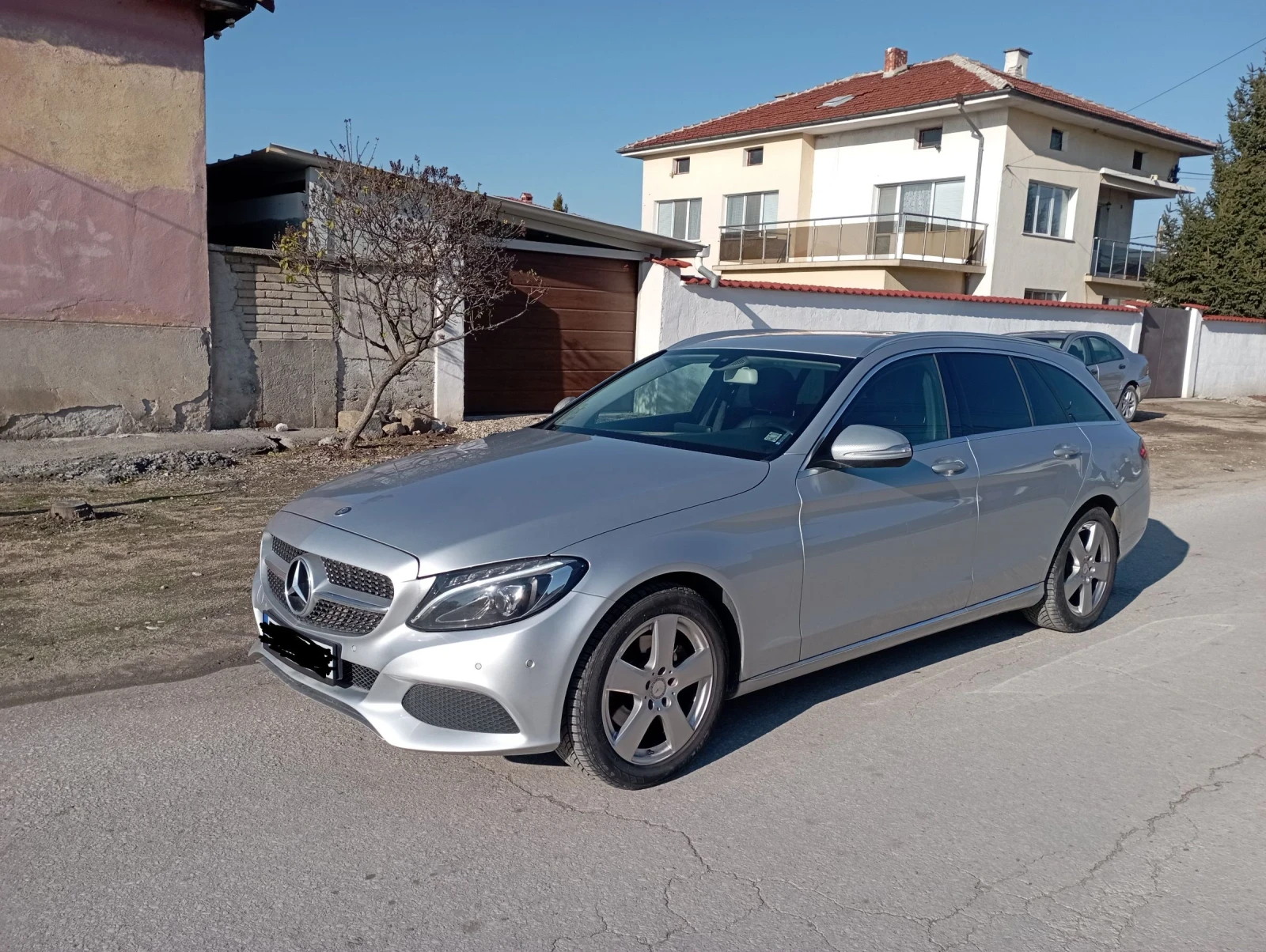 Mercedes-Benz C 220 AMG, Кожа, Burmester  | Auto.bg — изображение 1