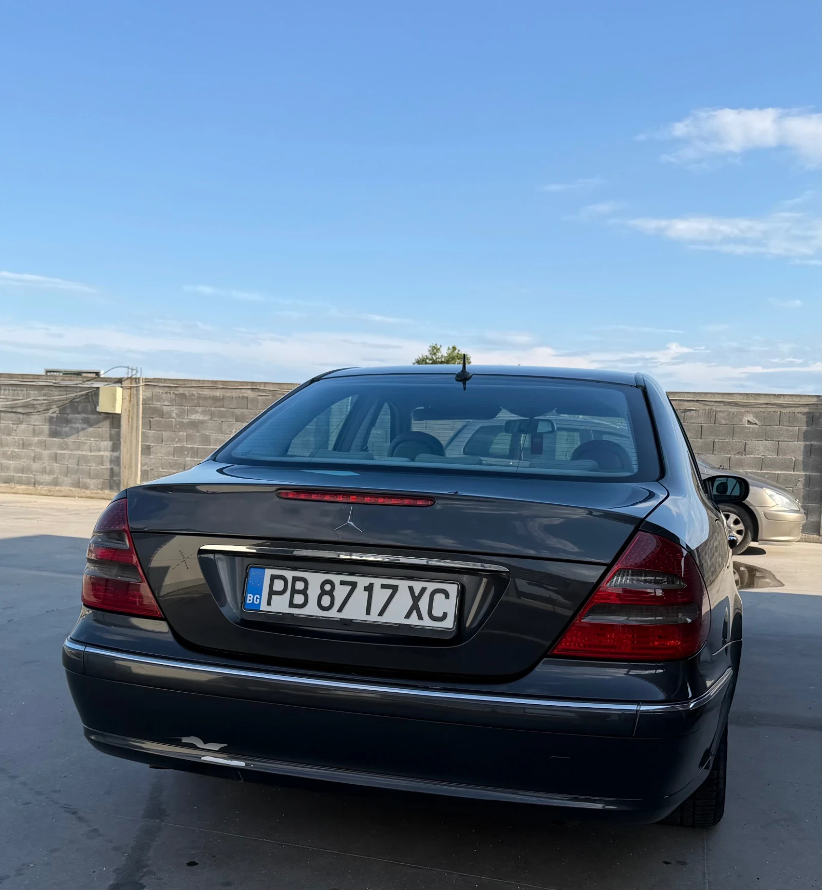 Mercedes-Benz E 320 3.2, снимка 7 - Автомобили и джипове - 54812309