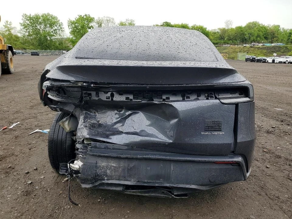 Tesla Model Y, снимка 6 - Автомобили и джипове - 54818660