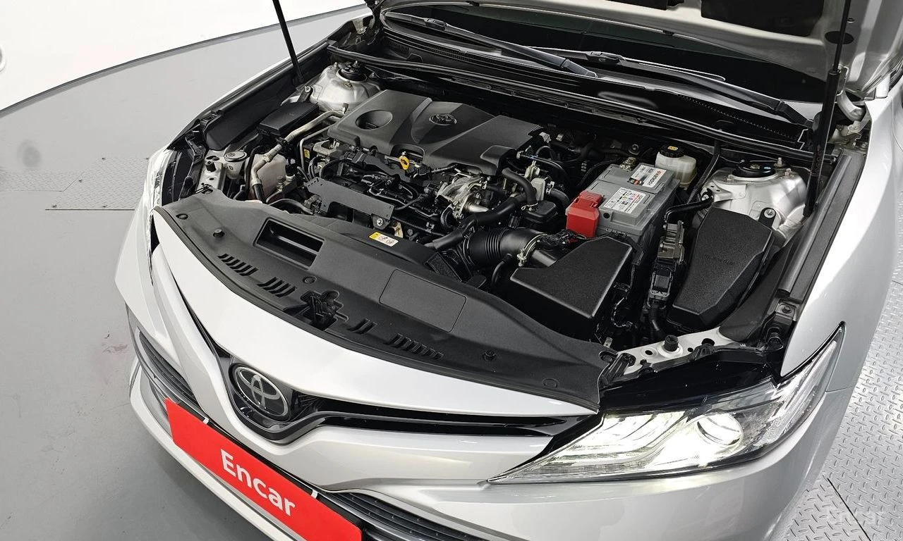 Toyota Camry ПОДГРЕВИ * ПАНО * ОПЦИЯ ЗА ФИНАНСИРАНЕ, снимка 7 - Автомобили и джипове - 55276817