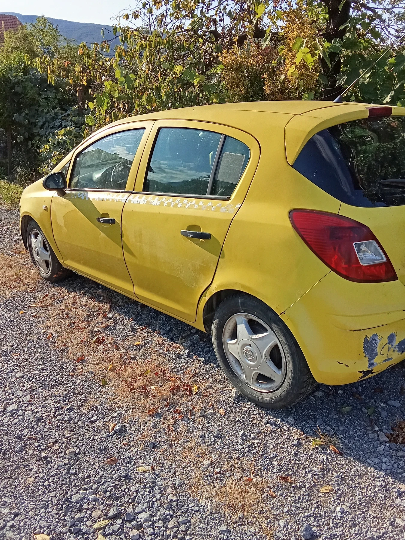 Opel Corsa, снимка 3 - Автомобили и джипове - 55381459