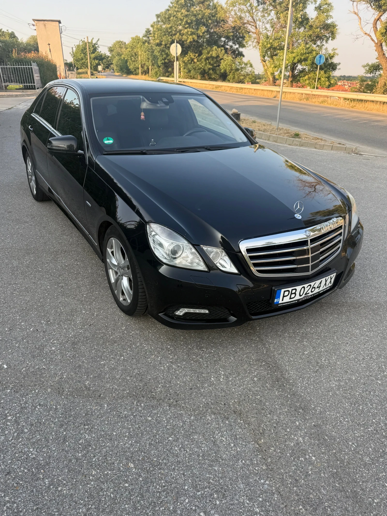 Mercedes-Benz E 350 W212, снимка 2 - Автомобили и джипове - 55436048