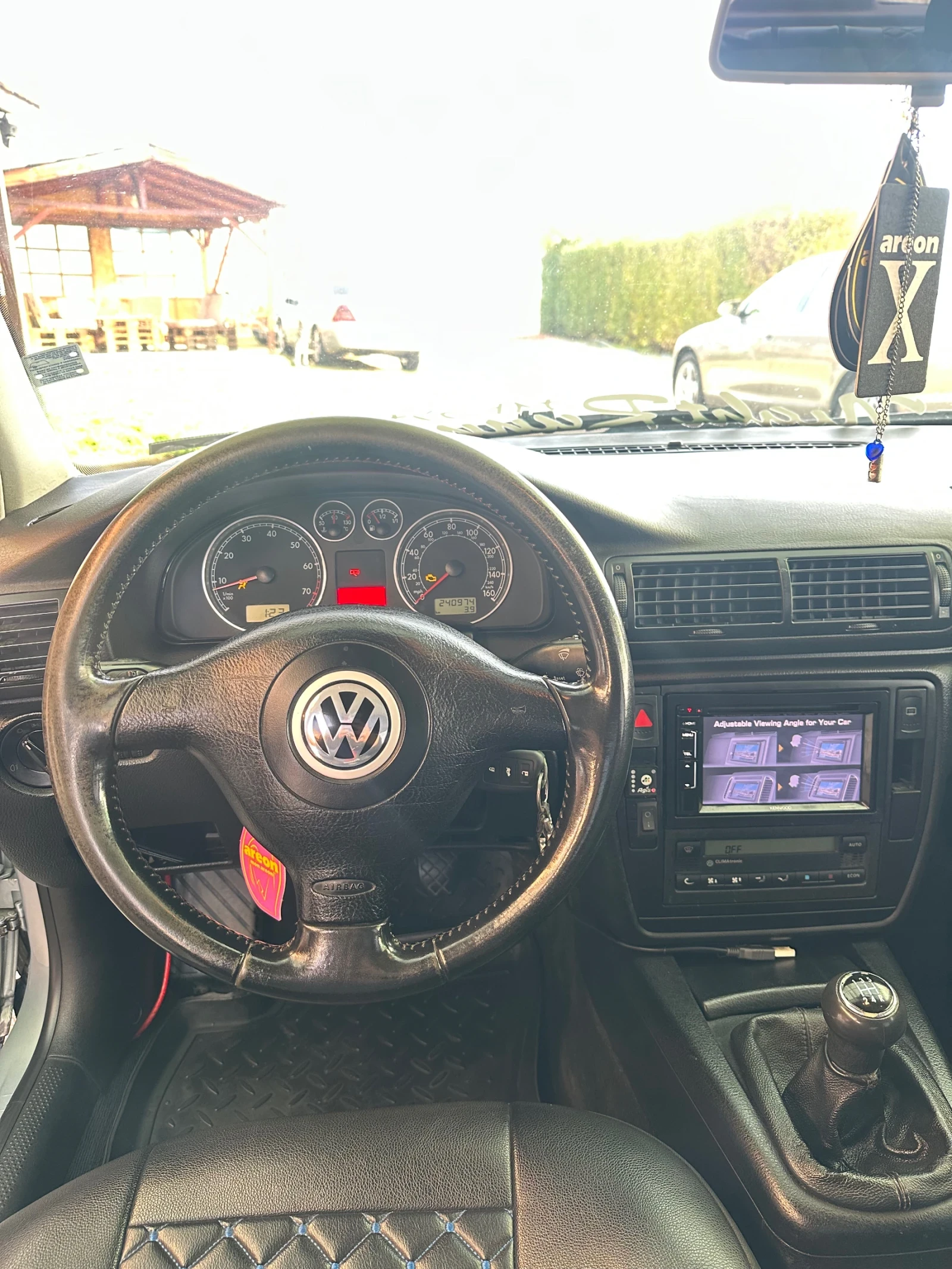 VW Passat 2.0i 115 gaz-benz, снимка 5 - Автомобили и джипове - 55763580