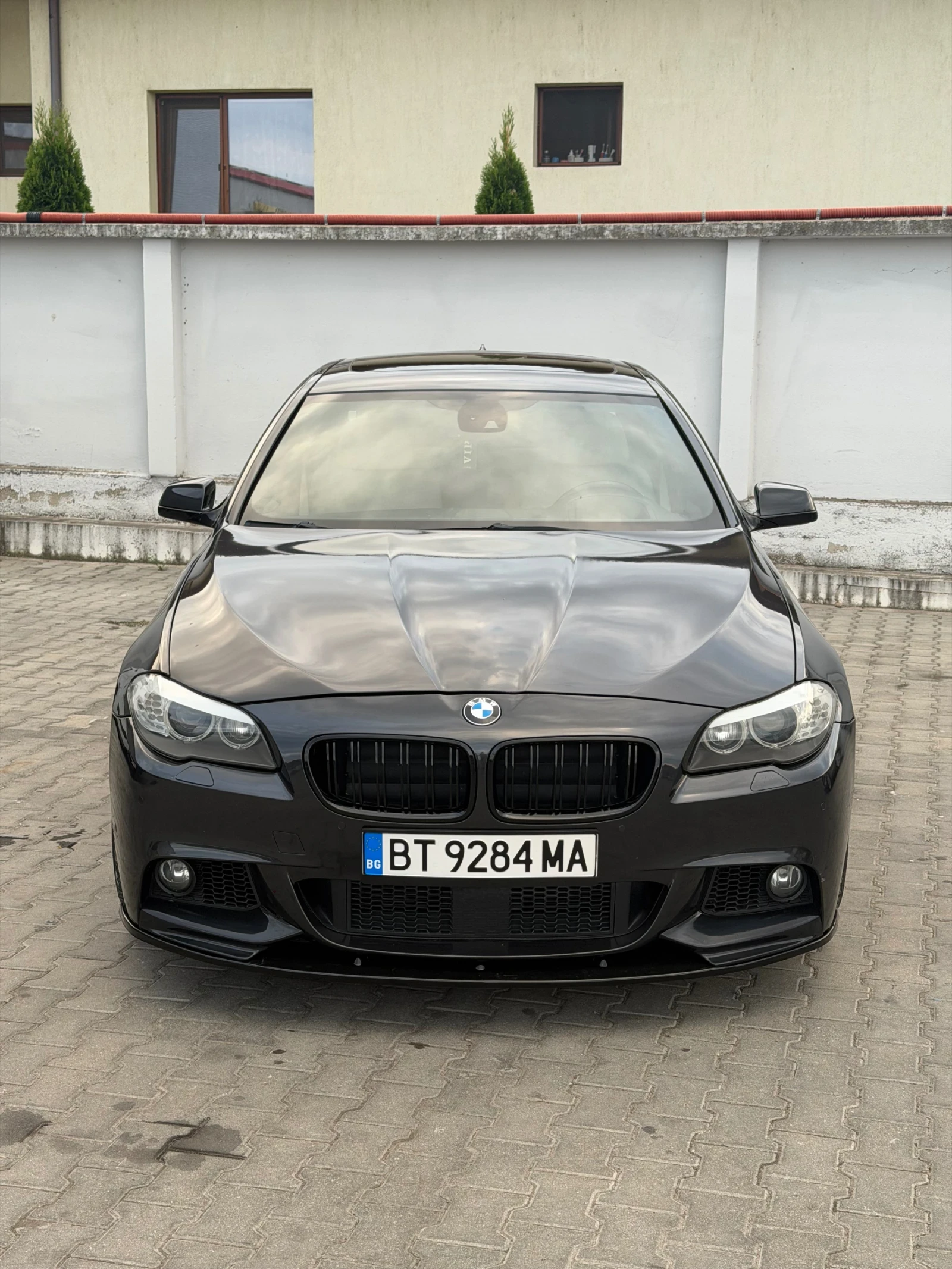 BMW 535 M pack, Distronic, 3TV, масаж, 360, soft close, снимка 2 - Автомобили и джипове - 55658064
