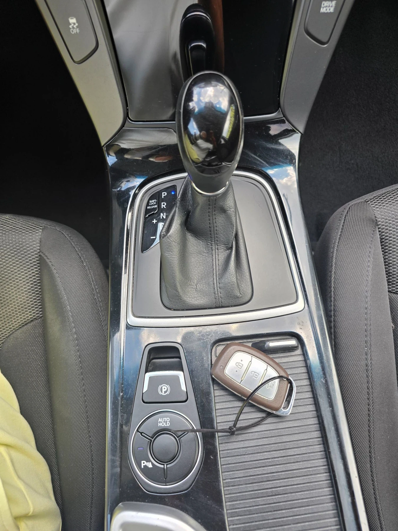 Hyundai I40 1.7CRDI/AUTOMAT/CV STYLE, снимка 14 - Автомобили и джипове - 55786687