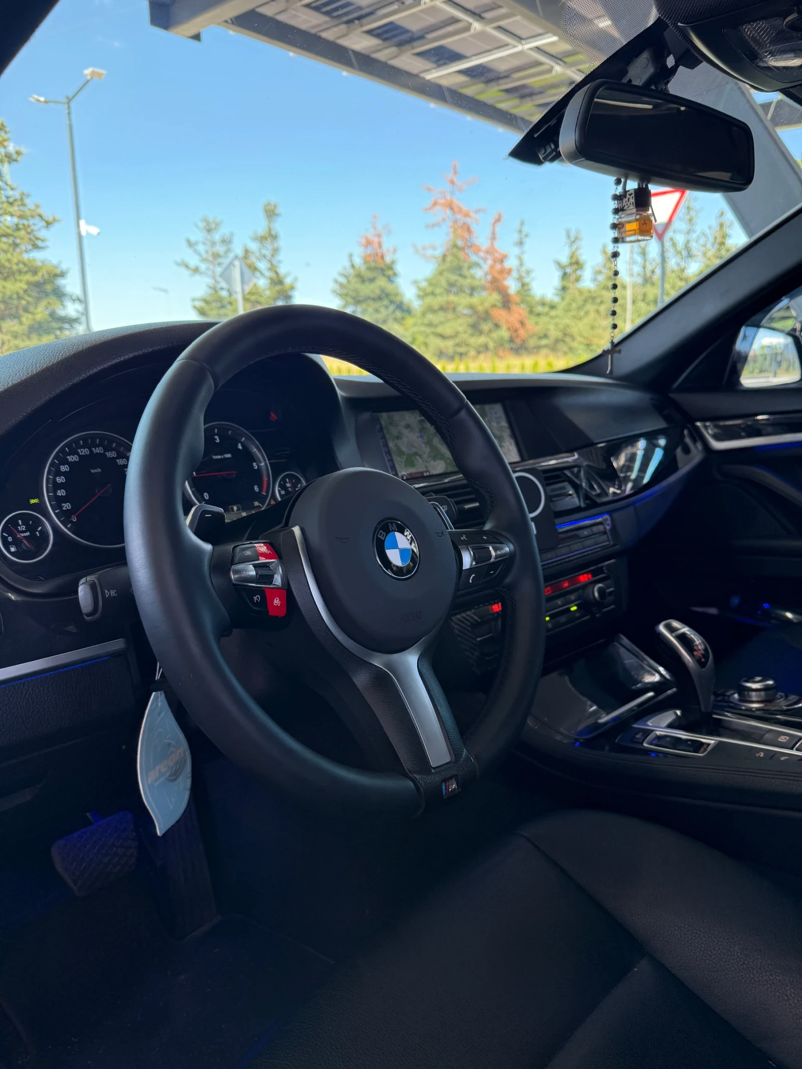 BMW 525 TwinTurbo 4x4 SAT8, снимка 6 - Автомобили и джипове - 56259405