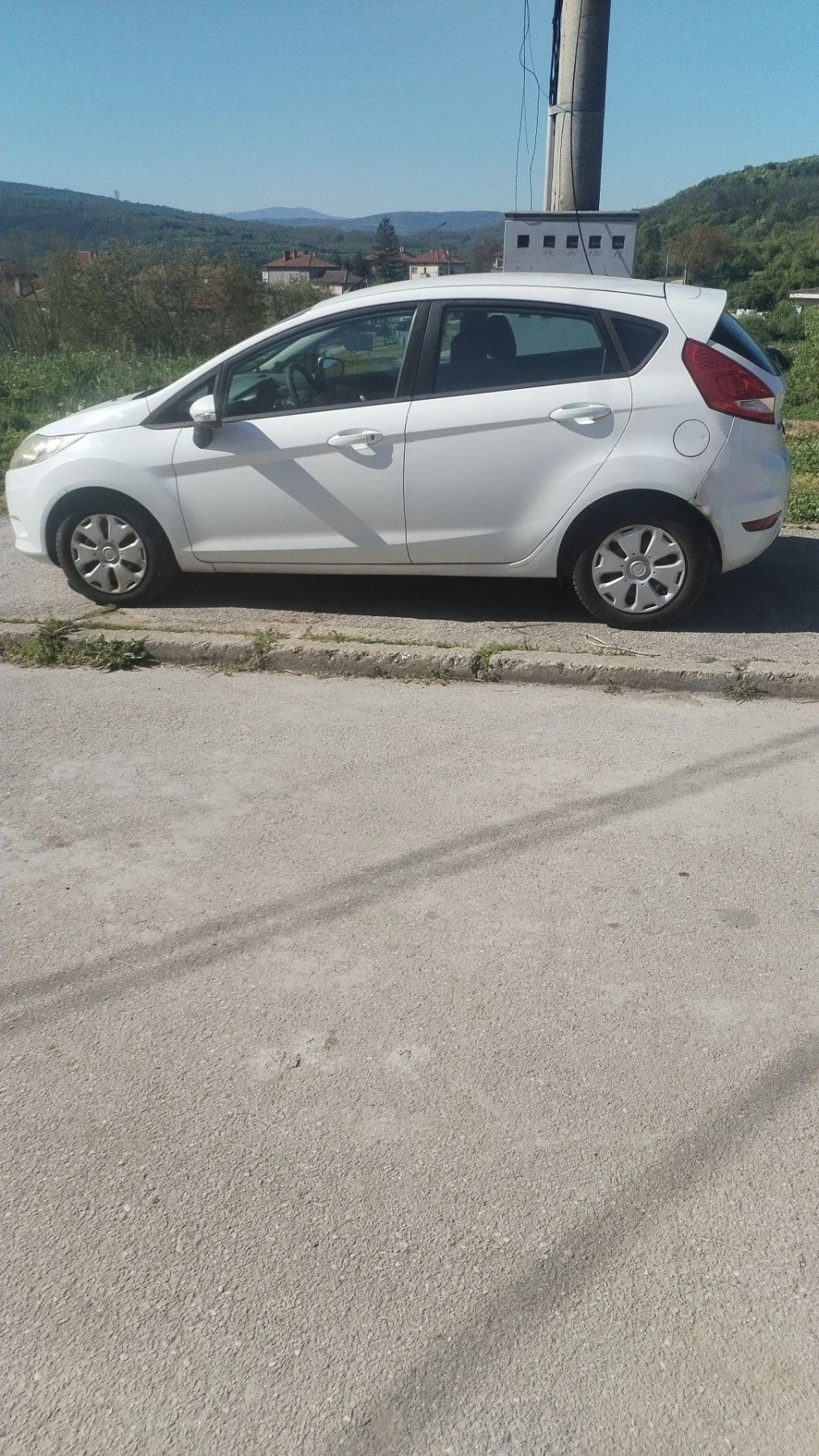 Ford Fiesta, снимка 3 - Автомобили и джипове - 56326396