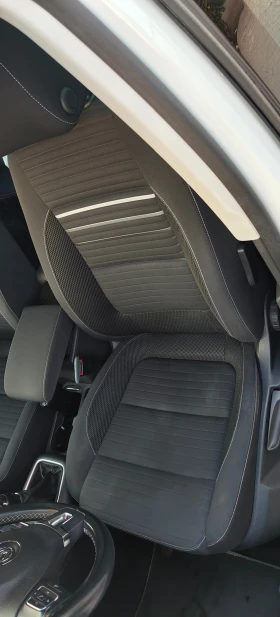 VW Tiguan 2.0TDI 177hp Cup 4Motion - 12000 € / 23469.96 лв. - 94691441 11