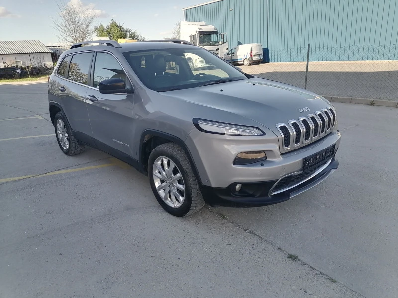 Jeep Cherokee *НОВ ВНОС*КОЖА*НАВИГАЦИЯ*ТОП СЪСТОЯНИЕ* СЪСТОЯНИЕ , снимка 8 - Автомобили и джипове - 45191959