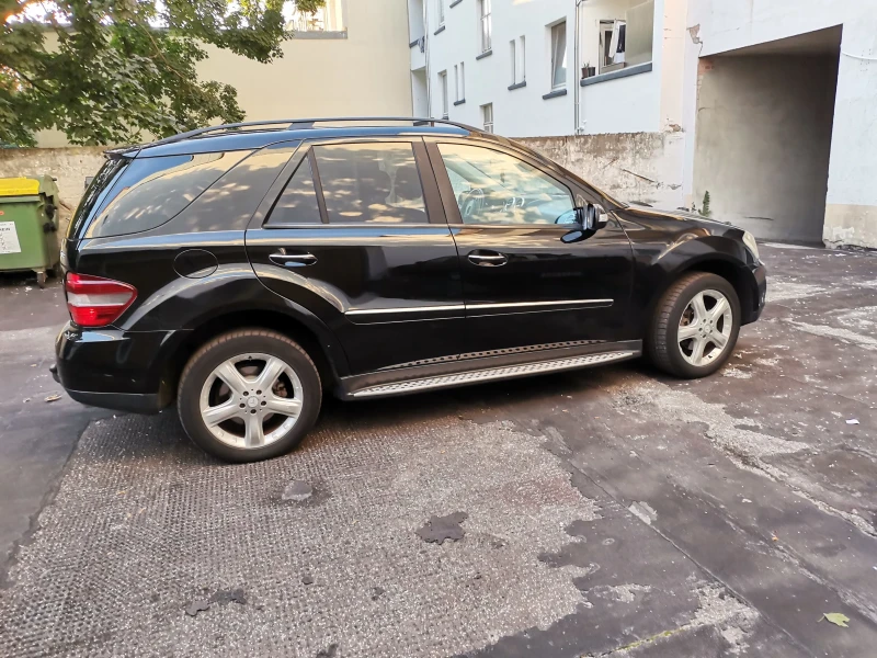 Mercedes-Benz ML 320, снимка 1 - Автомобили и джипове - 47692636