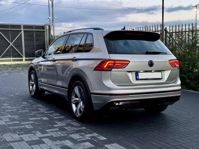 VW Tiguan 2.0 TSI R-Line, снимка 3 - Автомобили и джипове - 49182738