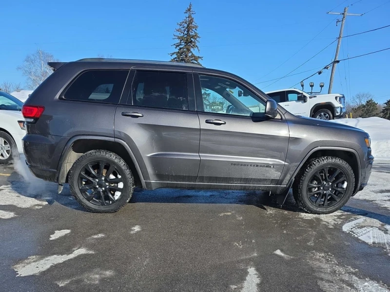 Jeep Grand cherokee * Altitude * CARFAX * 8ZF * ПОДГРЕВ * КАМЕРА, снимка 3 - Автомобили и джипове - 53305000