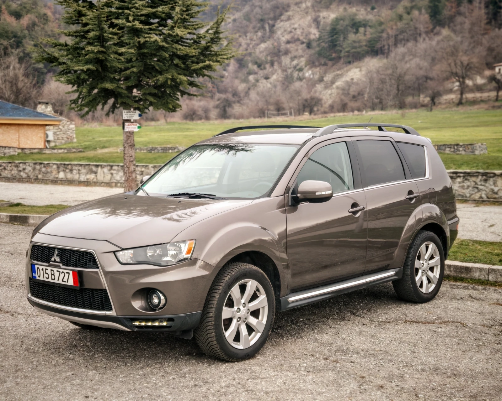 Mitsubishi Outlander 2.0i ГАЗ, снимка 1