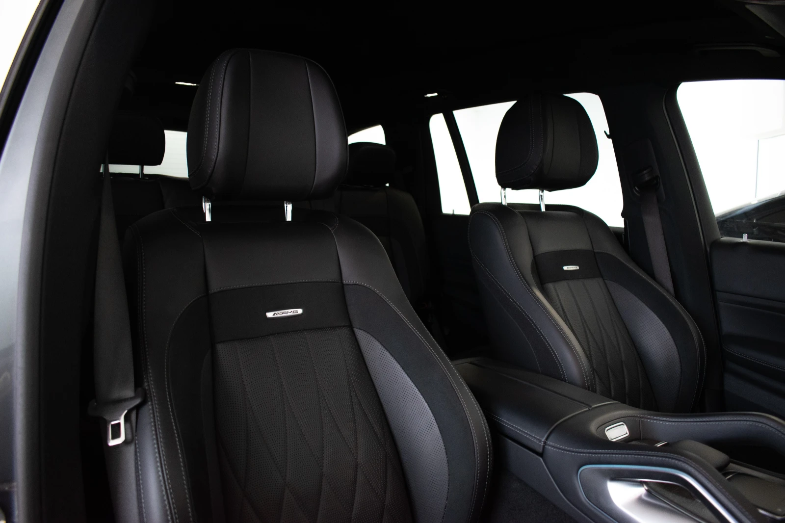 Mercedes-Benz GLS 63 AMG 4-MATIC+ 7  | Mobile.bg   14