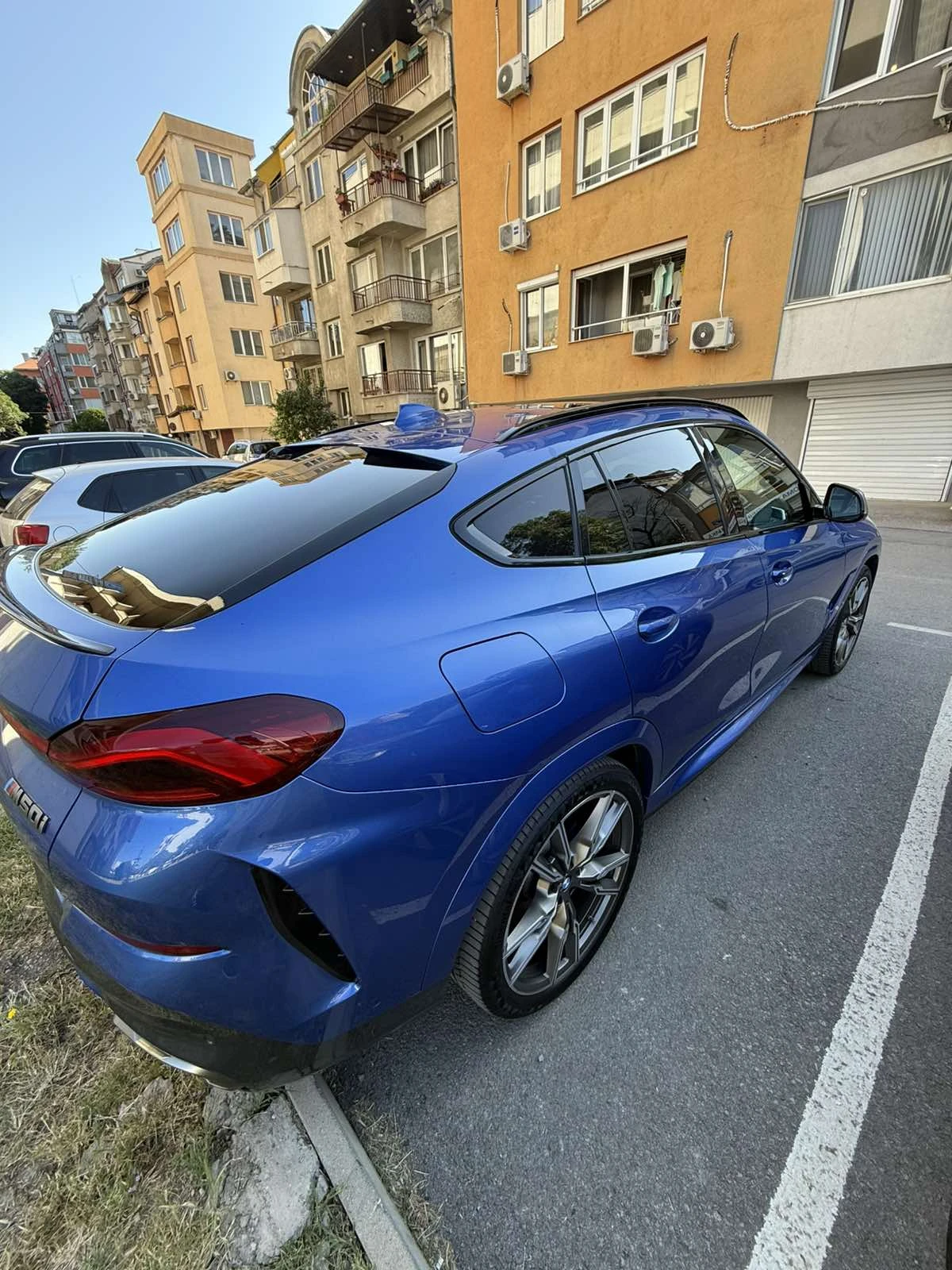 BMW X6 M50I - изображение 3