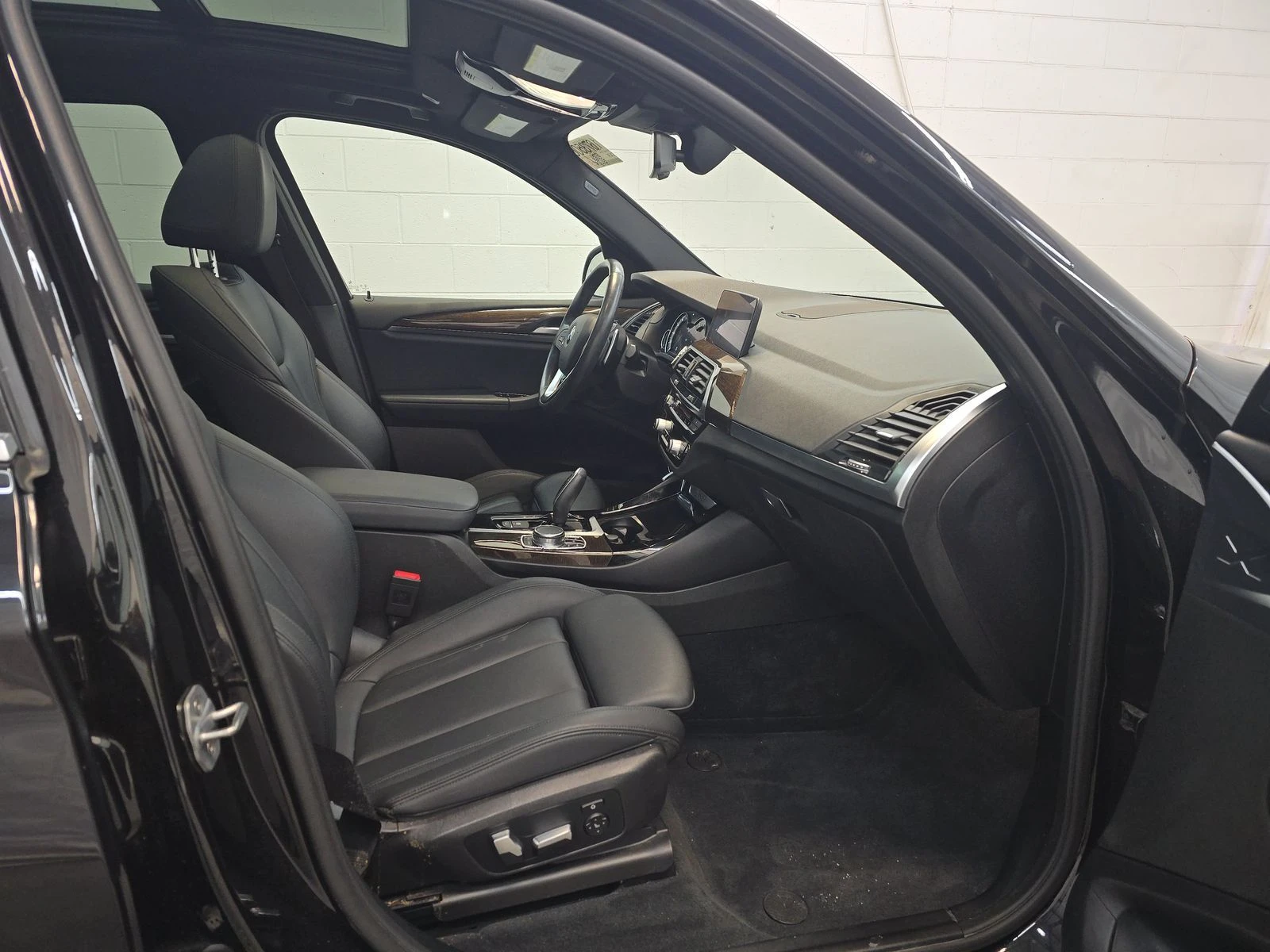 BMW X3  - изображение 8