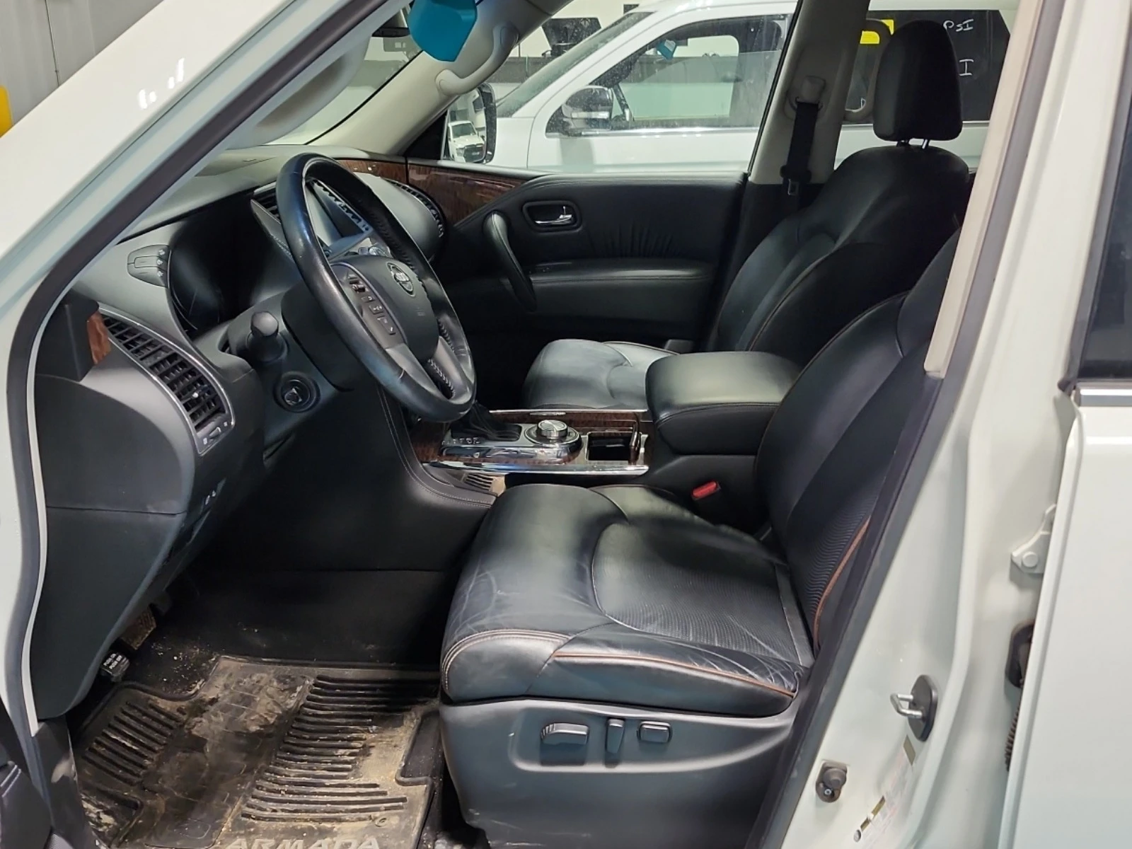 Nissan Armada SL * * CARFAX * * АВТО КРЕДИТ * *  - изображение 6