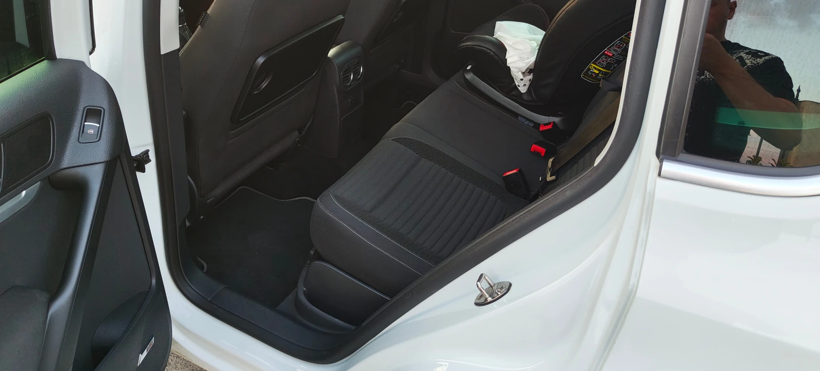 VW Tiguan 2.0TDI 177hp Cup 4Motion, снимка 12 - Автомобили и джипове - 54263628