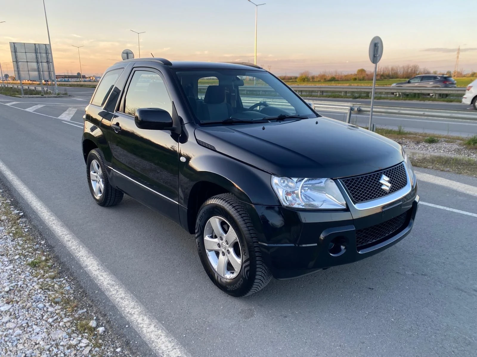 Suzuki Grand vitara 1.6i* 169х.км.* ИТАЛИЯ* БЕЗ РЪЖДА* 12.2007* КЛИМА*