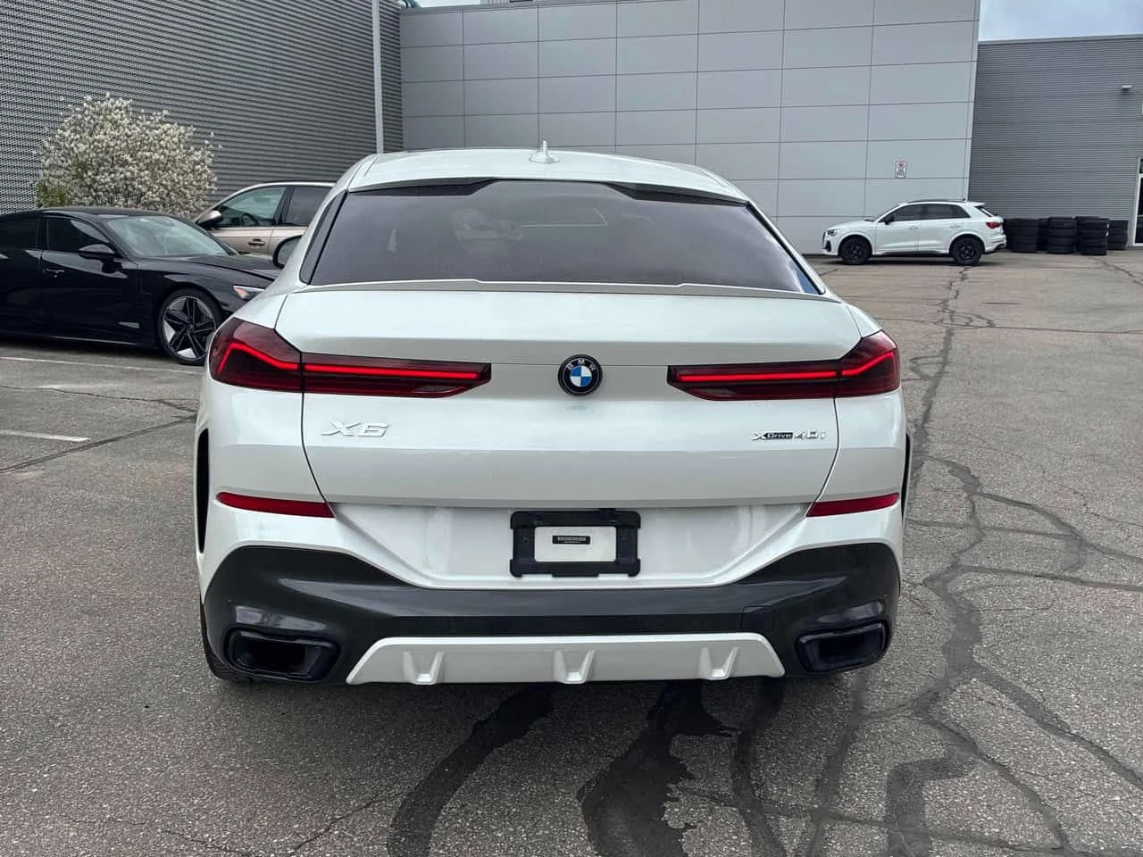 BMW X6 * xDrive40i * PANO* KEYLESS* ПОДГРЕВ* , снимка 4 - Автомобили и джипове - 54477562
